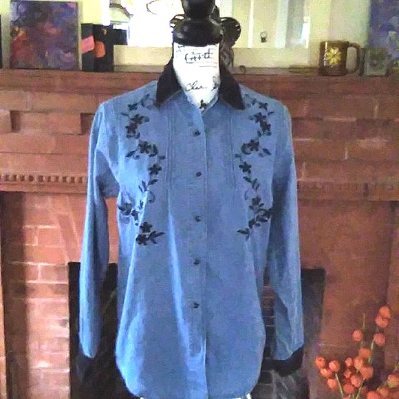 WOMEN'S DENIM SHIRT VINTAGE "BILL BLASS" (sz S) - Picture 1 of 7